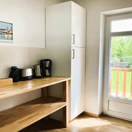 Apartment-haus Landeskrone דירה *