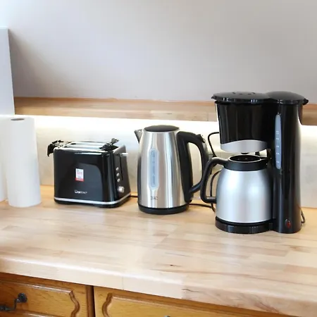 Apartment-haus Landeskrone Apartman *