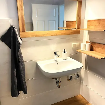 Apartment-haus Landeskrone