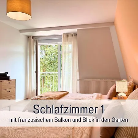 Zusammenzeit Dresden, 2 Apartments, Andalusier 4 Schlafzimmer & Balkon, Lipizzaner 5 Schlafzimmer & Sauna & Dachterrasse, Bus Vor Der Tuer Dresden