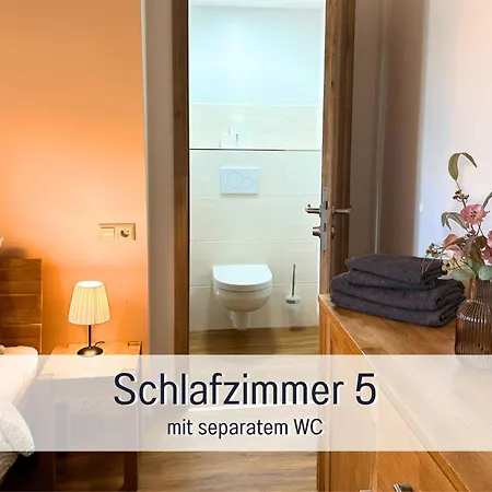 Zusammenzeit Dresden, 2 Apartments, Andalusier 4 Schlafzimmer & Balkon, Lipizzaner 5 Schlafzimmer & Sauna & Dachterrasse, Bus Vor Der Tuer Dresden