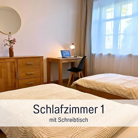 Zusammenzeit Dresden, 2 Apartments, Andalusier 4 Schlafzimmer & Balkon, Lipizzaner 5 Schlafzimmer & Sauna & Dachterrasse, Bus Vor Der Tuer Appartement *