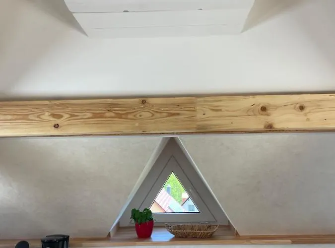 Apartment-haus Landeskrone 아파트 *