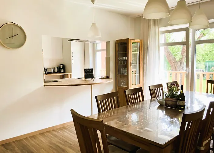 Apartment-haus Landeskrone 아파트 드레스덴