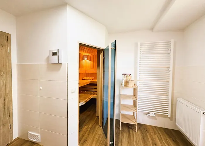 아파트 Apartment-haus Landeskrone 드레스덴